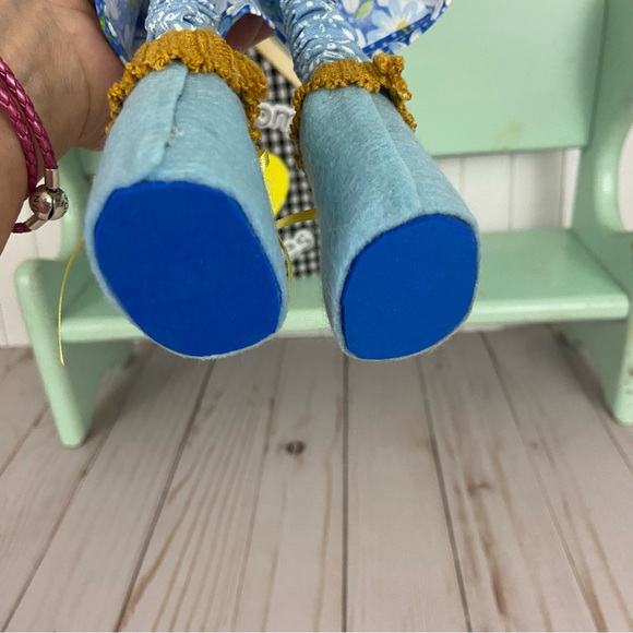 ❌SOLD❌Gnome Spring Blue Daisy Girl Yellow Floral Felt Hat Handmade Female - Picture 8 of 15